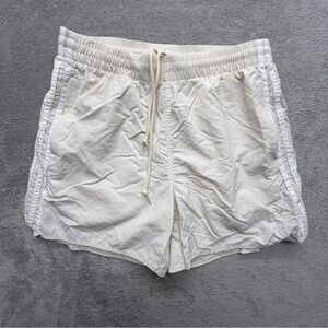 Women's Cream Shorts